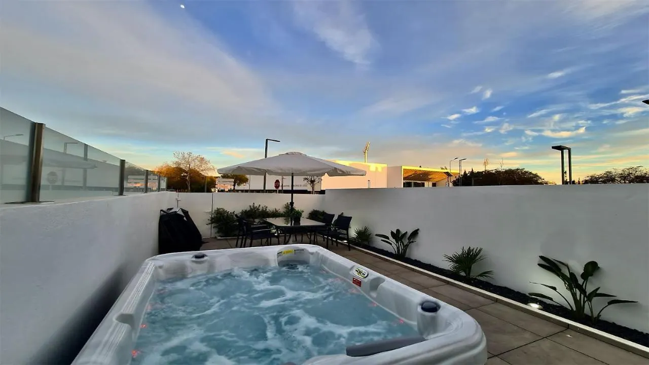 Marina Retreat - Cleverdetails, For 2 Adults And 2 Children, Jacuzzi, Near The Marina And The Beach Vilamoura 0*,