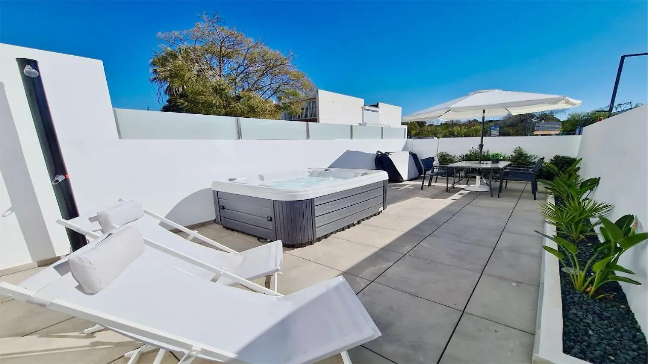 Marina Retreat - Cleverdetails, For 2 Adults And 2 Children, Jacuzzi, Near The Marina And The Beach Vilamoura 0*,